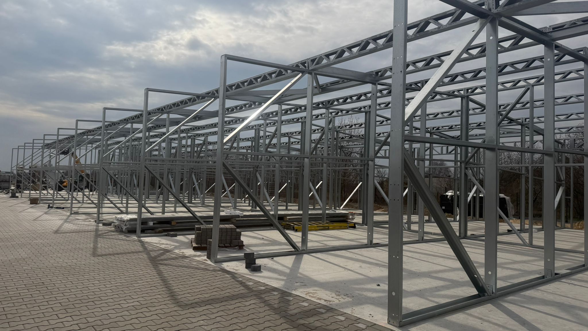 DRIVE STORAGE Michałowice – trwają prace budowlane i przyjmowane są pierwsze rezerwacje